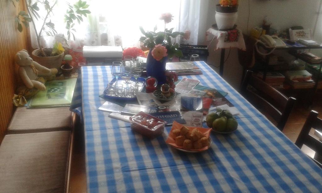 Pereszlenyi Vendeghaz Hotel Visegrad Luaran gambar
